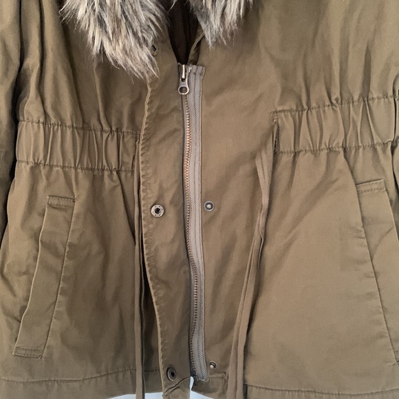 LOFT Utility Jacket with Removable Fur Collar, Color: Olive Green, Size: Large - Picture 4 of 6